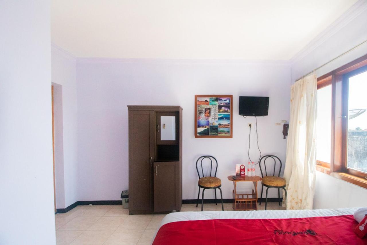 Reddoorz Near Pantai Boom Hotell Banyuwangi  Exteriör bild